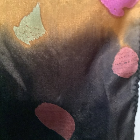 100% Silk Scarf - Picture 4 of 5